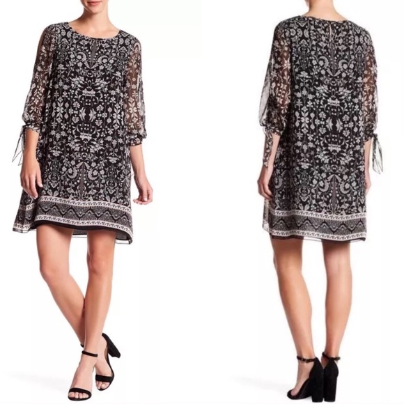 Max Studio Dresses & Skirts - 💐BOGO Max Studio 3/4 sleeve shift floral dress